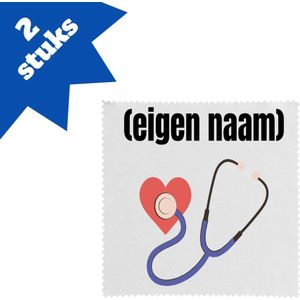 Akyol - dokter slethoscoop met eigen naam brillendoekjes - Dokter - iemand die dokter is - ziekenhuis - hart - verjaardag - cadeau - kado - 17,8 bij 17,8 cm - 2 stuks