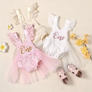 Luxe Baby Birthday Jurk - Maat: 1 Jaar - Kleur: Roze - Eerste Verjaardag Baby - Baby 1 Jaar - Birthday Dress / Cakesmash - Verjaardagsjurk - Hoge Kwaliteit - Met Leeftijd & Kant - Luxe Babyjurk - Kinderfeestje / Baby Feestje - Cake Smash - Chique