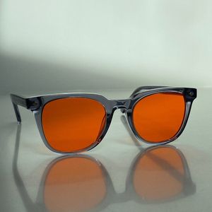 Alinastore Kinder Blauw Licht Bril zonder sterkte - Blauw Licht Bril - Blokkeert 99,9% Blauw Licht - Small Pasvorm - Diepere Slaap - Verminderde Oogvermoeidheid - Computerbril