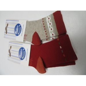 Noukie's - Sokken - 2 pack - Rood , beige met rood - 6m-12m / maat 19-20