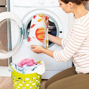 PolkaHome ® Halloween pompoendeken, Thanksgiving Esdoorn deken, herfst esdoornblad deken, oogsttijd pluche deken, kinderen, jongens, meisjes fleece deken, esdoornblad halloweendeken voor thuis