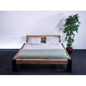 Eiken balken bed - stalen poten - 200 x 200 - massief eiken - inclusief hoofdbord