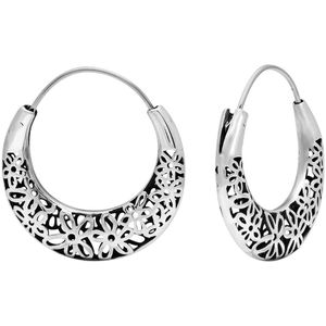 Zilveren oorbellen | Oorringen  | Zilveren oorringen, opengewerkt met bloemenpatroon