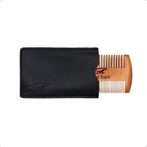 Bravehair® Luxe Houten Baardkam - Dubbelzijdige Kam met Fijne & Grove Tanden - Inclusief Leren Beschermhoesje - Voor Baard, Snor & Hoofdhaar - Antistatisch en Compact
