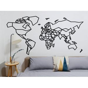 HOUTEN WANDDECORATIE / WOODEN WALL DECORATION - GEOMETRISCHE MUURDECORATIE / GEOMETRIC WALL ART - WERELDKAART / WORLD MAP - 210 x 107cm - ZWART / BLACK - ORIGAMI DESIGN WANDFIGUUR - ECHT HOUT - REAL WOOD - ATLAS - AARDE - CONTINENTEN - REIZEN