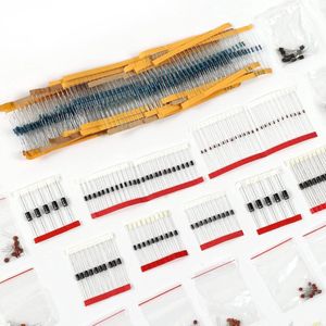 6-voudige Weerstandscondensatorkit met LED-diodes en Printplaatmateriaal voor Audioversterker en Verbindingstrap.
