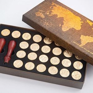26 Stuks Letters Zegellak Stempel Kit - Hoofden Koper - Houten Handvat - Retro Wax Stempel Kit - Geschenkdoos voor Postbrief - Antiek Manuscript - Wenskaarten Bruiloft Uitnodiging