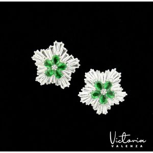 Victoria Valenza Fiore Luxe Oorbellen Dames Messing Oorknopjes Dames Oorringen - Groene Steen - Kleur Zilver - 1 Paar