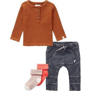 Noppies - Kledingset - 4delig - Broek Troia Zwart - shirt Spilsby bruin - 2paar sokjes - Maat 56