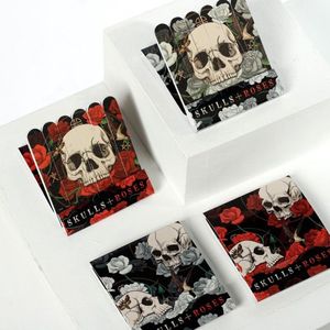 Puckator - Set met 4 luciferboekjes mini nagelvijltjes - Skulls & Roses - Mini nagelvijltjes - 6 mini nagelvijltjes per boekje - Zwart/Rood/Wit/Groen/Grijs