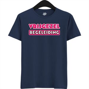 Deze Dame Gaat Trouwen | Vrijgezellenfeest Cadeau Vrouw - Bride / To Be Bachelor Party - Grappig Bruiloft Shirt Bruid - T-Shirt - Unisex - Navy Blue - Maat XXL