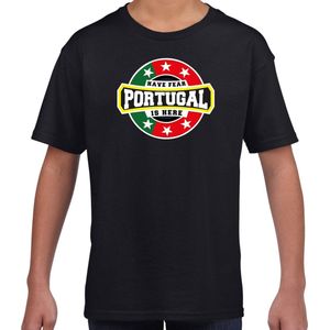 Have fear Portugal is here t-shirt met sterren embleem in de kleuren van de Portugese vlag - zwart - kids - Portugal supporter / Portugees elftal fan shirt / EK / WK / kleding 134/140