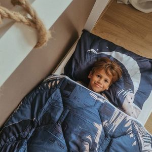 HappyBed Wasbaar dekbed zonder overtrek 140x200 - Bedrukt dekbed zonder hoes - Hoesloos Dekbed met Print - All year dekbed enkel - Eenpersoonsdekbed - Astronaut