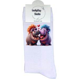 Nijlpaard - Opkikker - Grappige sokken - Valentijn cadeau - Verjaardag cadeau - Sint cadeau - Leuke sokken - Verliefd - Vrolijke sokken - Cadeautje - Grappig cadeau - Kerstsokken - Kerstcadeau - Vaderdag - Moederdag - Socks maken Happy - 37-44