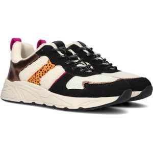 Omoda meisjes hot sale