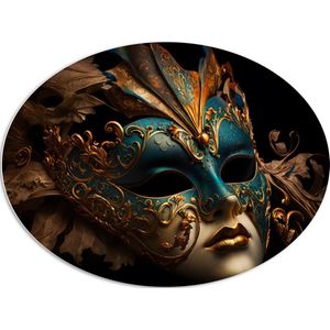 PVC Schuimplaat Ovaal - Venetiaanse carnavals Masker met Blauwe en Gouden Details tegen Zwarte Achtergrond - 108x81 cm Foto op Ovaal (Met Ophangsysteem)