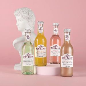 World2You | Body & Hand wash | 4 stuks | 4 geuren set | hand zeep | douche gel | Shower gel | Natuurlijk | Kerst | Sint | Feestdagen