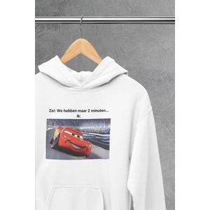 Hoodie - We hebben maar 2 minuten - Wurban Wear | Grappige hoodie | Leuk cadeau | Unisex hoodie | Meme | Meme kleding | Viespeuk | Grappige kleding | Grappige trui | Dubbelzinnige kleding | Wit