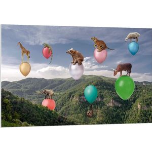 Forex - Wilde Dieren op Ballonnen boven Landschap - 120x80cm Foto op Forex