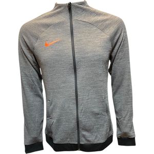 NIKE SPORTTRUI-MAAT XXL