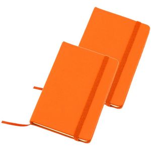 Set van 4x stuks notitieblokje oranje met harde kaft en elastiek 9 x 14 cm - 100x blanco paginas - opschrijfboekjes