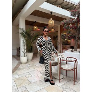 Gebreide Jurk Met Split Zwart / Wit Eén Maat