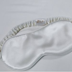 100% Zijden Slaapkit, 25 Momme 6A l Zijden Kussensloop, Slaapmasker en Scrunchie van Moerbeizijde l hypoallergeen, anti rimpel en anti pluis l Rits sluiting l Pillowcase 60x70 l Wit
