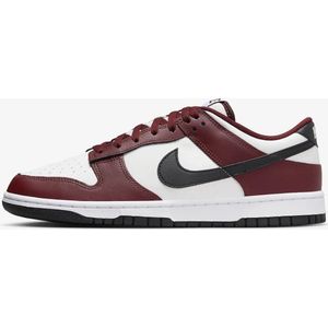 Nike Dunk Low - Sneakers - Unisex - Maat 38.5 - Donkerrood/Wit/Zwart