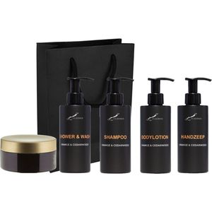 Compleet pakket Sweet Orange & Cedarwood - Shower & Wash + Shampoo + Bodylotion + Handzeep + Scrubzout 300 gram - 300 ml per fles - complete set van 5 stuks - met luxe gift tas - cadeau - giftset voor hem en haar