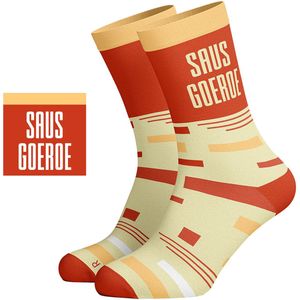 Silly Soles - Grappige Sokken SAUS GOEROE - One Size Sokken met Tekst - Grappige Cadeaus Mannen Dames Huissokken - Originele Happy Gekke Saus Socks Verjaardag Heren Vrouwen, Vader, Papa, Moeder, Mama, Vriendin, Zus, Oma - Sinterklaas Cadeautjes