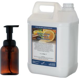 Zeepdispenser 300 ml amber bruin hervulbaar + 5 liter Bodylotion Sweet Orange & Cedarwood navulling