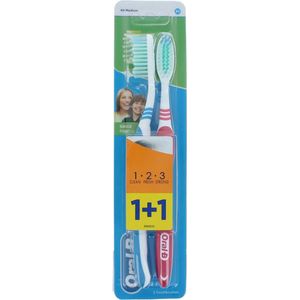 Oral-B 1.2.3 Natural Fresh Duo Pack Tandenborstel - 40 Medium Pink-Blue