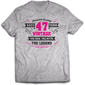 47 Jaar Legend - Feest kado T-Shirt Heren / Dames - Antraciet Grijs / Roze - Perfect Verjaardag Cadeau Shirt - grappige Spreuken, Zinnen en Teksten. Maat S