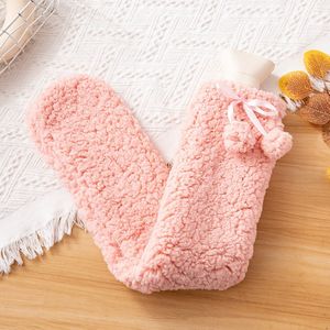 Warmwaterkruik - Zachte katoenen pluchen warmwaterkruik - 2 liter warmwaterkruik - Warmwaterkruik voor verlichting van rug-, nek- en schouderpijn - Geweldig cadeau voor vrouwen en kinderen (roze)