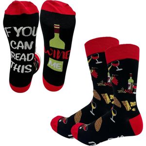 Sokken voor de Wijnliefhebber - Grappige tekst op zolen: If you can read this, Wine me - maat 40-45 - Wijnfles/Kaas/Druiven
