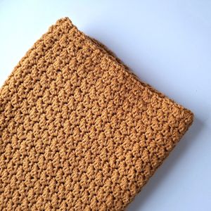 Babydeken gehaakt - babydeken - okergeel - Kraamcadeau - wiegdeken - 100x70cm - Unisex - babydeken voor kinderwagen - Babyshower kado - Cadeau - Babydeken