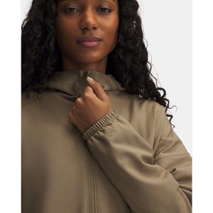 Ua Unstoppable Woven Hd Jkt-Brn Size : LG