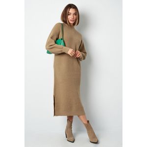 Gebreide lange dames jurk - bruin/beige maat S-M