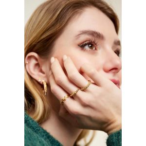 Stainless steel ring with zircon details - Yehwang - Ring - Maat 18 - Zilver