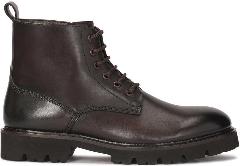 Tiered insulated boots