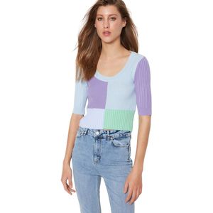 Trendyol Zalmkleurige Gebreide Trui Met Kleurblokken Twoss23Kz00003