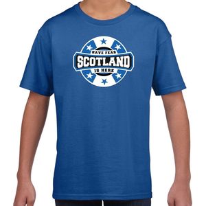 Have fear Scotland is here t-shirt met sterren embleem in de kleuren van de Schotse vlag - blauw - kids - Schotland supporter / Schots elftal fan shirt / EK / WK / kleding 110/116