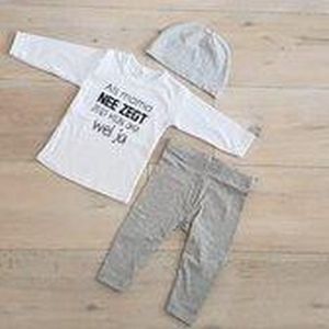 pyjama Baby pakje cadeau geboorte meisje jongen set met tekst aanstaande zwanger kledingset pasgeboren unisex romper lange mouw wit en broekje| Huispakje | Kraamkado | Gift Set babyset kraamcadeau babygeschenkset