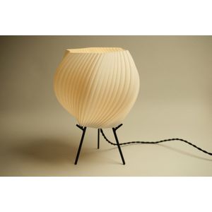 Minimalistische Japandi Stijl Tafellamp - 3D Geprint Wervelvormig (L) - Handgemaakt in Amsterdam - Bureaulamp, Sfeerlamp - Inclusief Melkglas LED