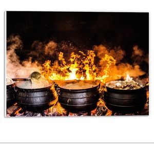 Forex - Grote Pannen bij Vuur met Water - 40x30cm Foto op Forex