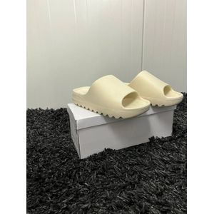 Djay Slipper beige Badslippers Unisex - Verdikte - Lichtgewicht - Super Zacht aan je Voeten - Anti-Slip en Stevig Voetbed - Anti-lawaai maat 40