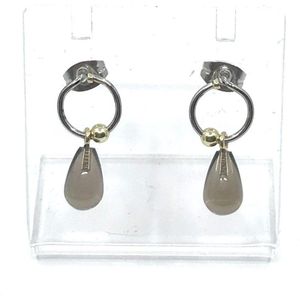 GSE Oorbellen met rookkwarts. Handgemaakte oorstekers van remanium, 14 karaat geel goud en edelstenen hangers