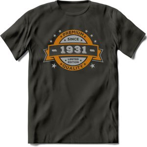Premium Since 1931 T-Shirt | Goud - Zilver | Grappig Verjaardag Kleding Cadeau Shirt | Dames - Heren - Unisex Tshirt | - Donker Grijs - XL