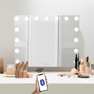 Monster Shop LED Bluetooth Spiegel - Dimbare Make-up Spiegel met 15 LED's - Wit - Hollywood Glamour - Inclusief Vergrootspiegel en Oplaadpoorten - 58 x 46 cm
