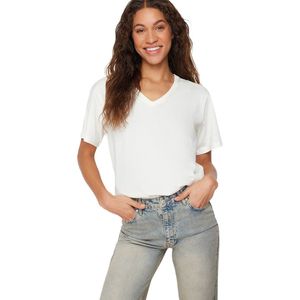 Trendyol Ecru 100% Katoen, Oversized/Brede Pasvorm, Gebreid T-Shirt Met V-Hals Twoss23Ts00003